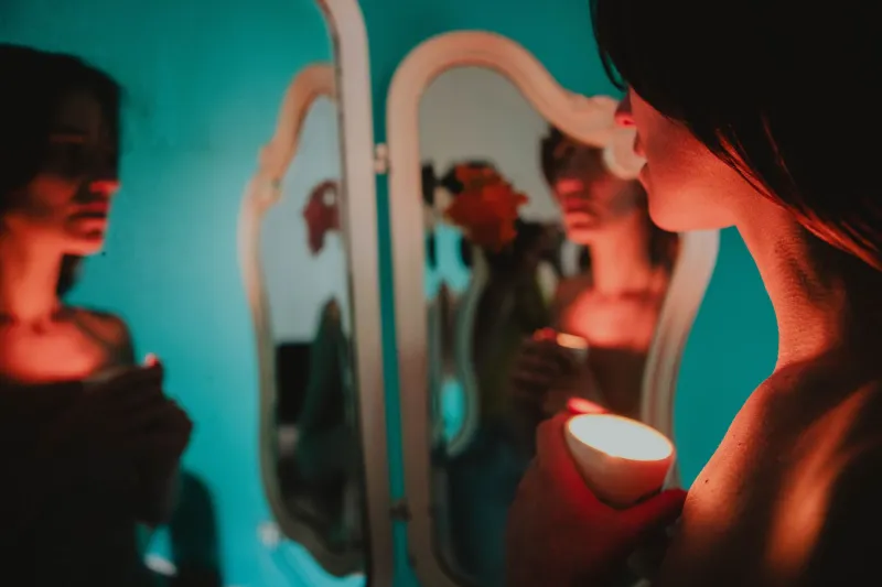 Cette petite voix qui ne ment jamais : apprenez à faire confiance à votre intuition en amour